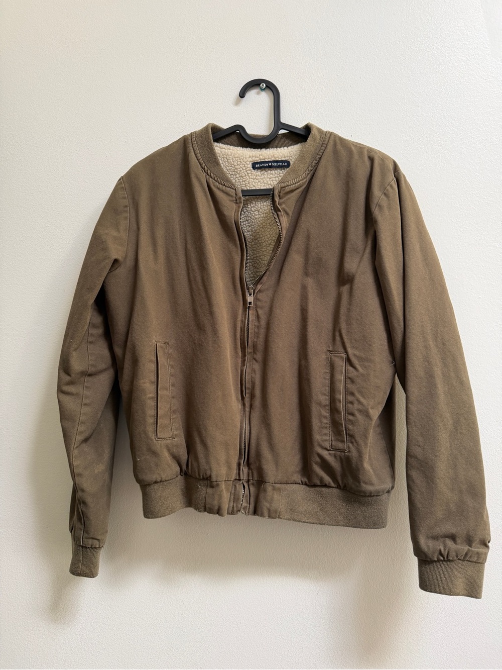 Brandy Melville Sherpa Lined Zip-Front Bomber Jacket in Olive